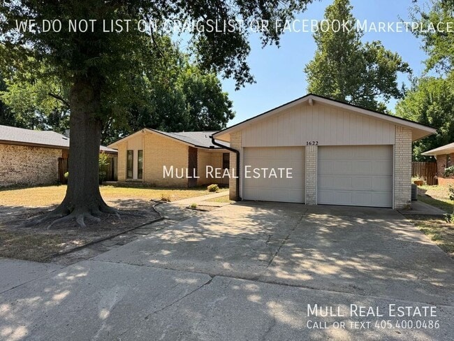 Building Photo - 1622 Chaucer Dr Rental