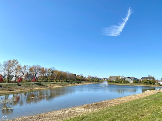 Photo - 6685 Hawthorne Dr