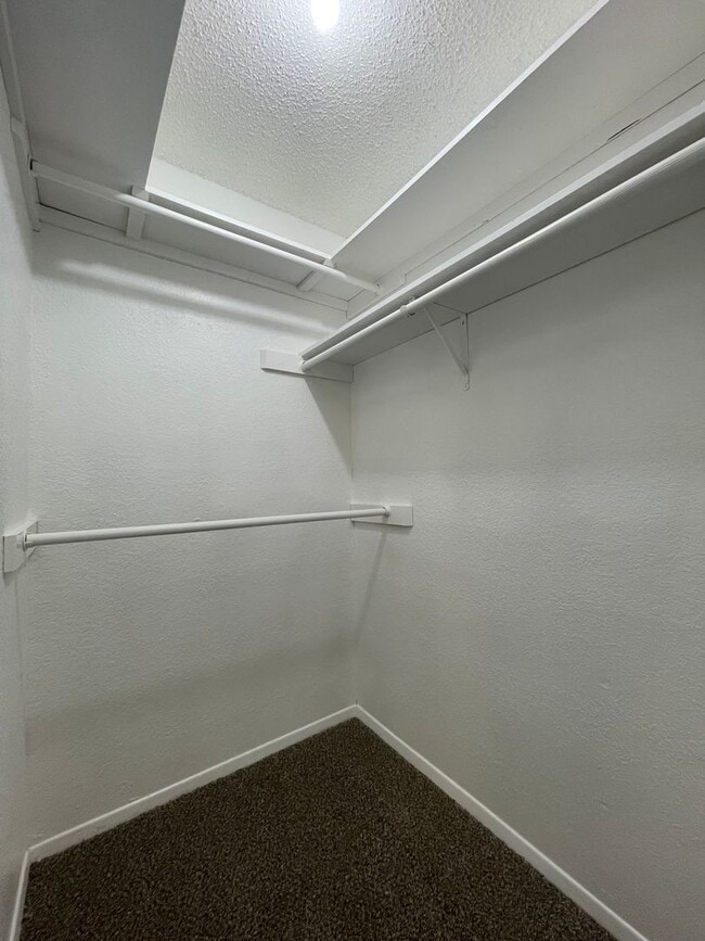 Photo - 429 S 4th St Unit 429 S 4th Street