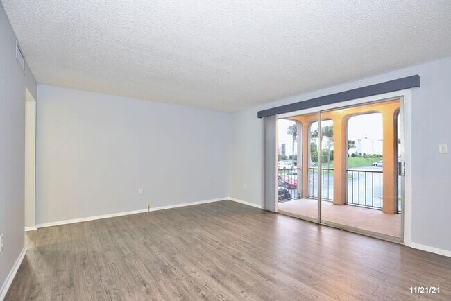 Photo - Spacious 1/1 Condo Located in the Royal Arms Condominium - Altamonte Springs