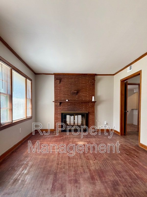 Photo - 1834 St Elmo Ave