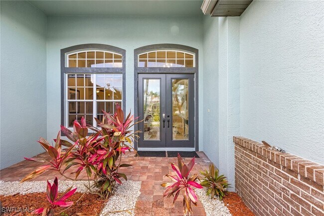 Building Photo - 4733 SW 24th Ave Rental