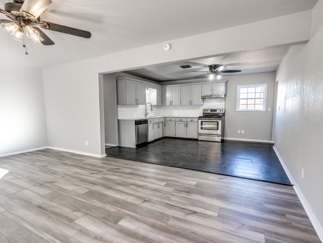 Photo - 101 192nd Ave SE