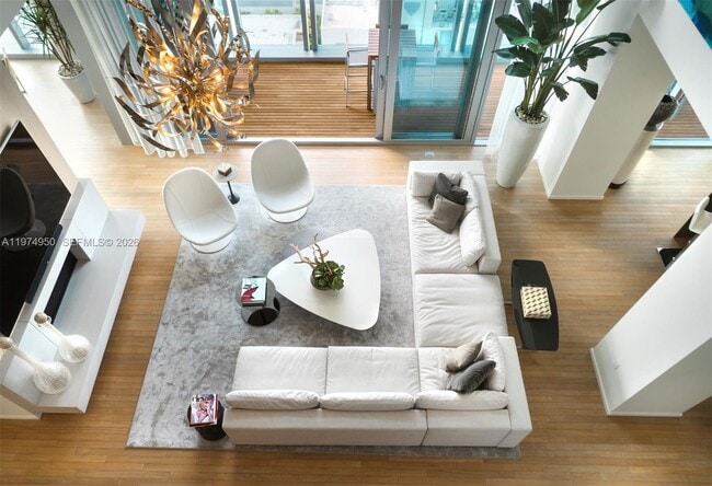 2901 Collins Ave Unit 1602