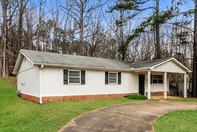 Building Photo - Fantastic 3bd/1.5ba home! Let yourself in!