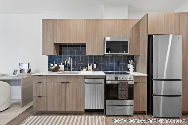 Photo - 328 Bank St Unit STH