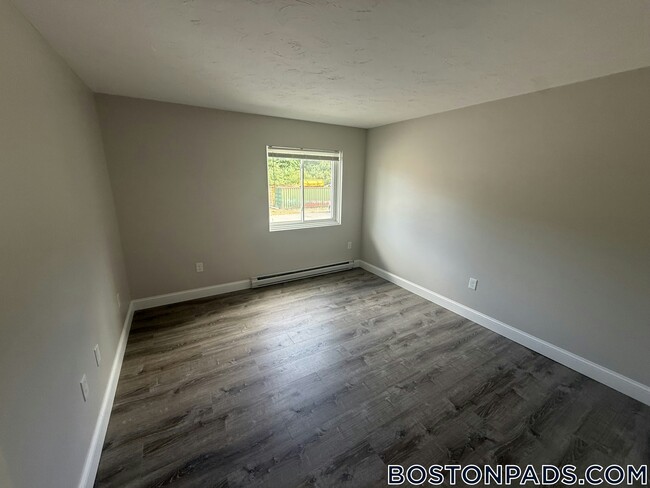 Photo - 310 Thompson Rd Unit 321
