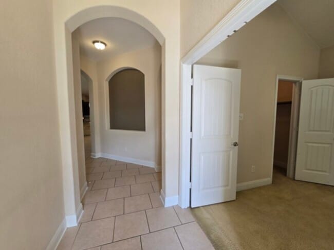 Photo - 12111 Coxs Alley