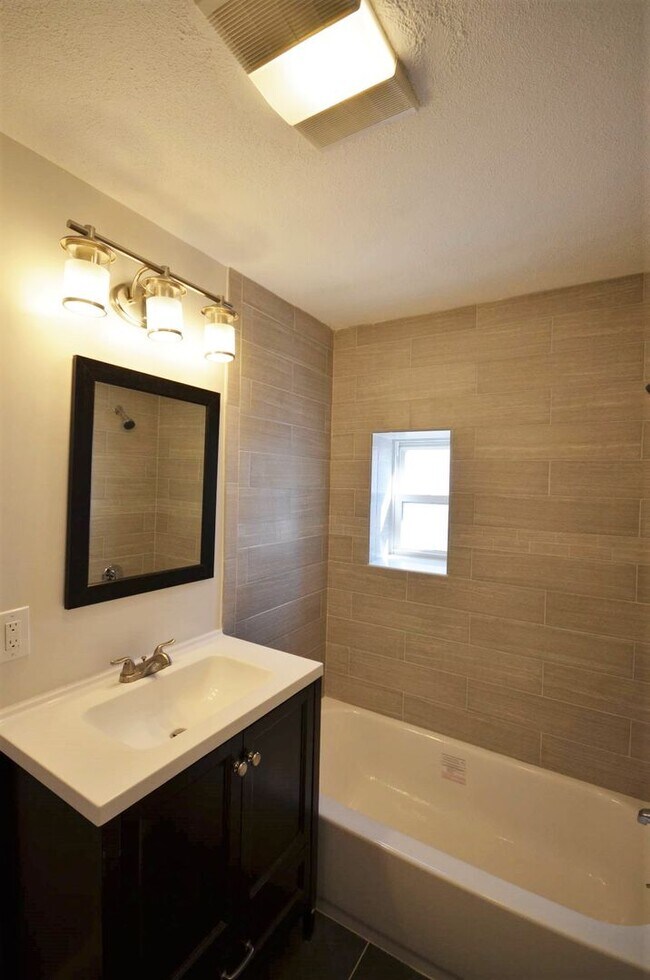 Photo - 349 Sumner St Unit 2