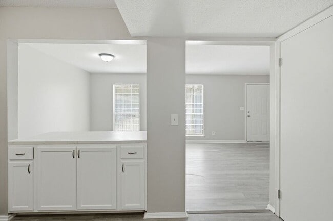 1903 18th Pl N Unit 1903