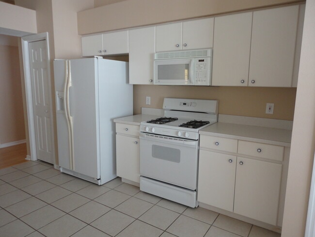 Photo - 30450 Wrencrest Dr