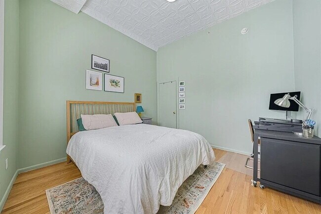 Photo - GREAT ONE BEDROOM APARTMENT