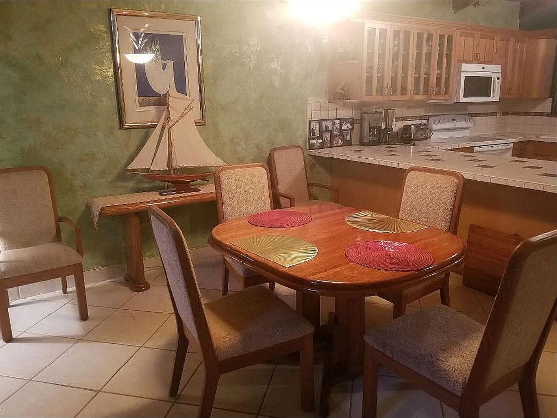 Dining Area - 6111 NW 34th Ter (Fort Lauderdale, FL)