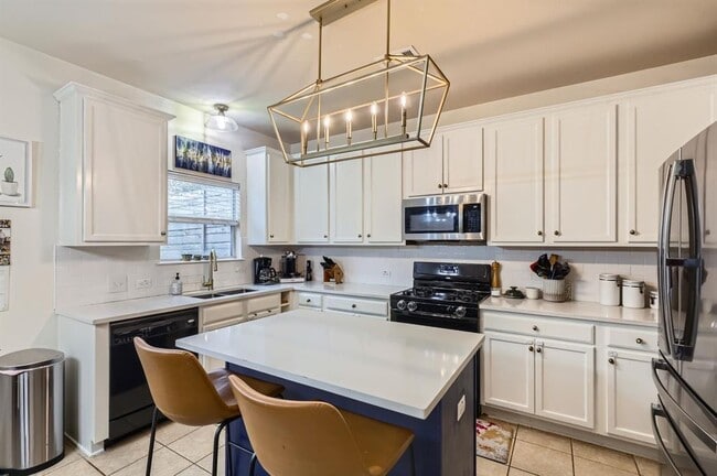 Photo - 10205 Garbacz Dr