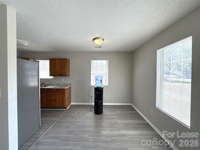 Photo - 333 E Todd Ln