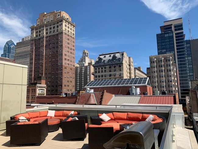 Photo - 4525 Walnut Associates LP