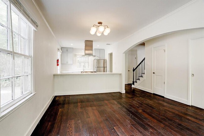 2610 Whitney St Unit 2612