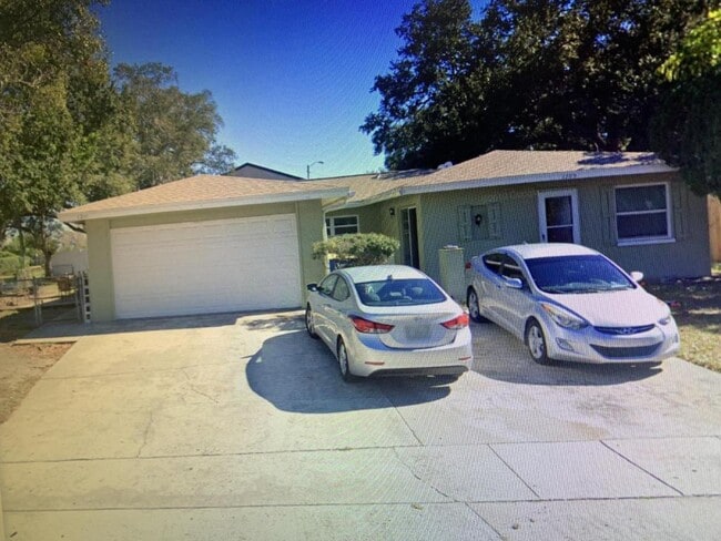 Photo - 1209 Amble Ln