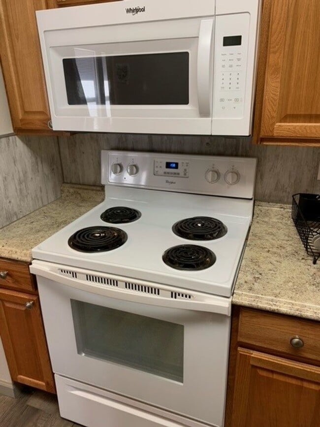 Photo - 533/535 W 5th St Unidad 535 W 5th St