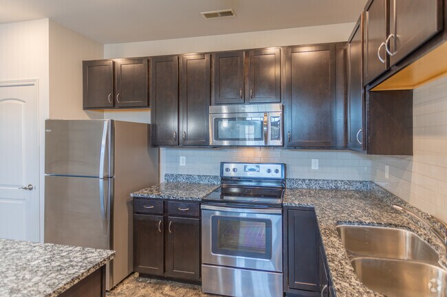 3BR, 2BA - 1,455SF