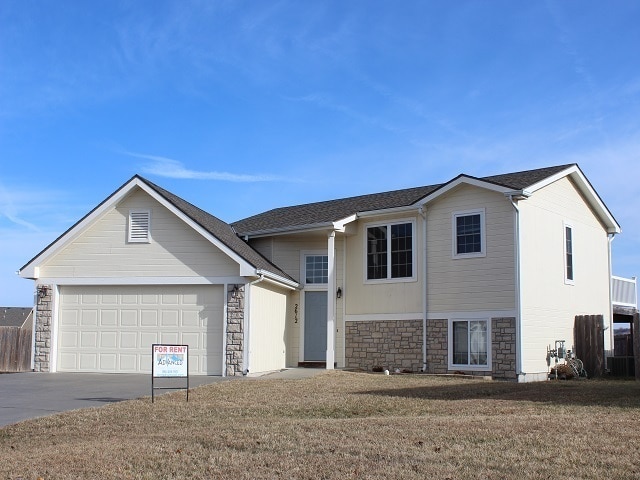 4 bedroom, 3 bath home on quiet Cul-de-sac... - 4 bedroom, 3 bath home on quiet Cul-de-sac...