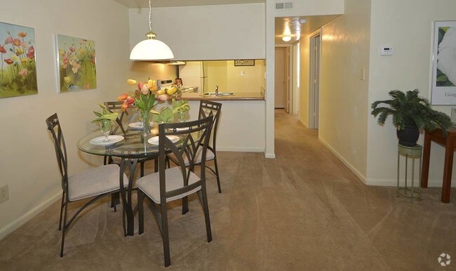 Non-Renovated Sandpiper Dining Area - Pipers Landing Apartments