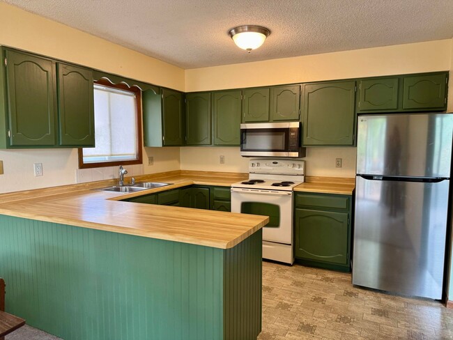 Photo - 606 Vilas St Unit 608 Vilas