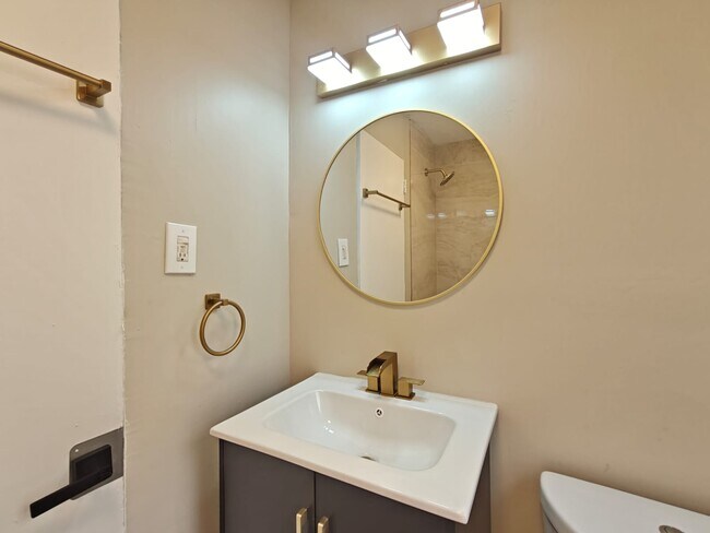 Photo - 6770 Blakemore St Unidad B1