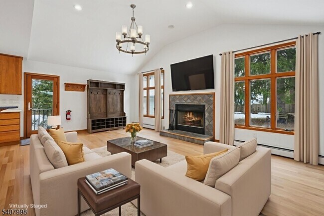 Photo - 20 Fairmount Rd