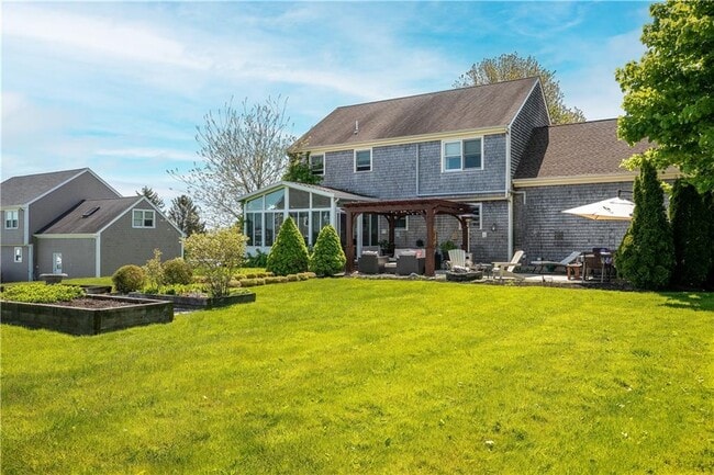 Photo - 66 McCorrie Ln