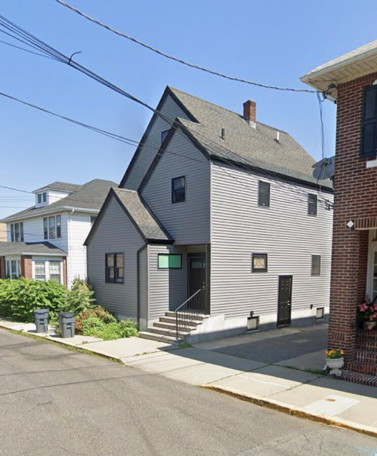 Photo - 7 Laird Pl Apartment Unit 2