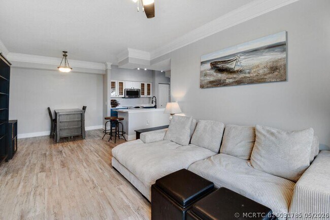 Photo - 7302 Myrtlewood Cir W