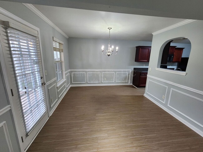 Photo - 5860 el Segundo Way