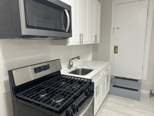 Photo - 164 Sterling Ave Unit 164D