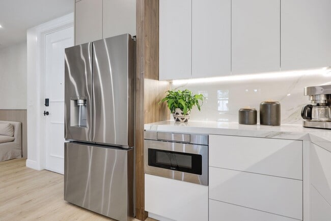 Photo - 200 NE 2nd Ave Unit 411