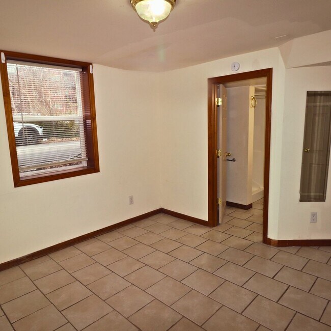 Photo - 1105 Hamilton Way Unit C