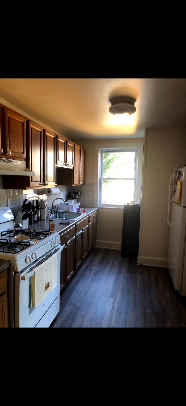 Photo - 52 Marlborough Ave Unit 3