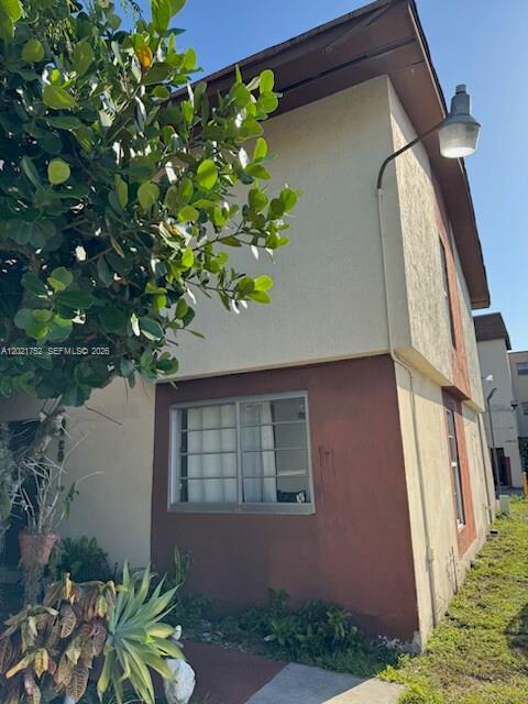 Building Photo - 11 SW 109th Ave Unit C9