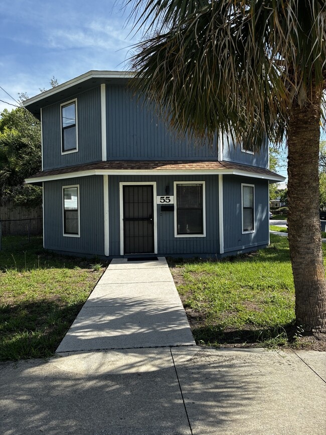 Photo - 55 E 9th St
