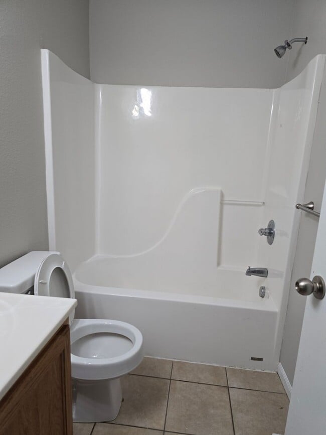 Photo - 1505-1507 Greensboro Dr Unidad 1505 Greensboro Dr.
