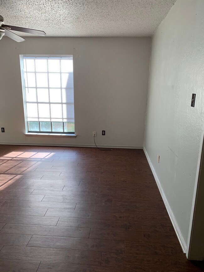 Photo - 324 Spring Branch Ln