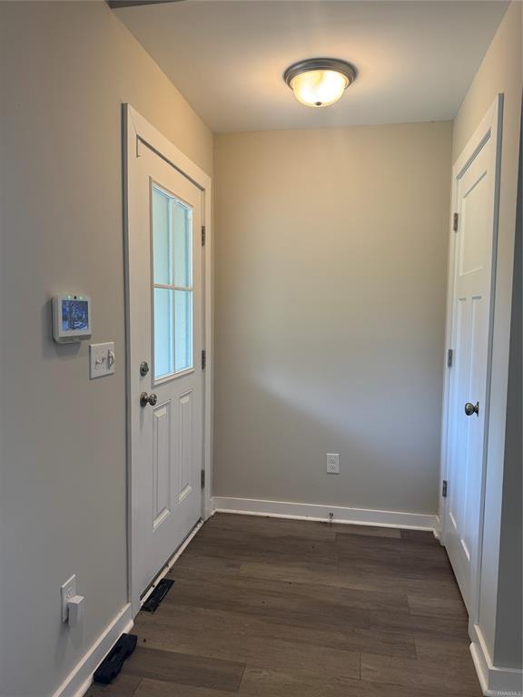 Photo - 107 Fox Run Dr