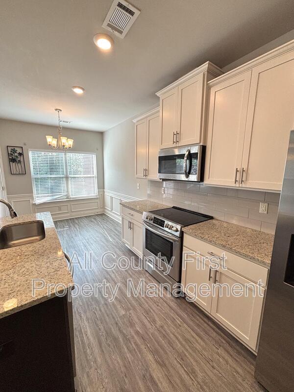 Photo - 1380 Sugar Glen Ct