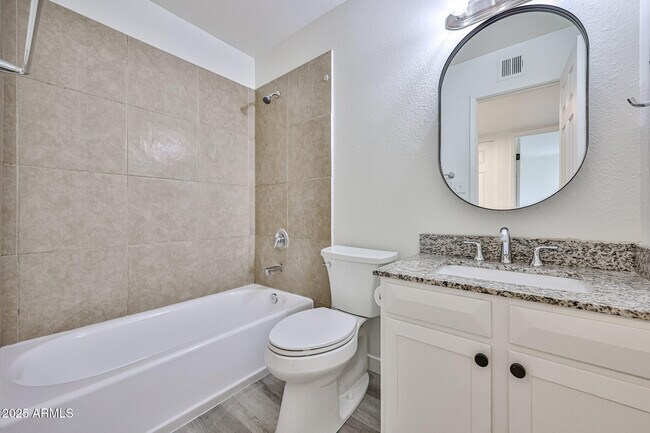 Photo - 6024 W Golden Ln