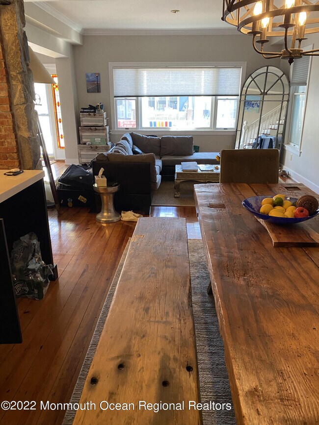 36 Surf Ave