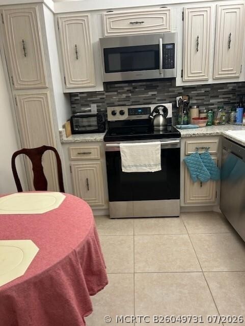 Photo - 2801 Somerset Dr Unit 209