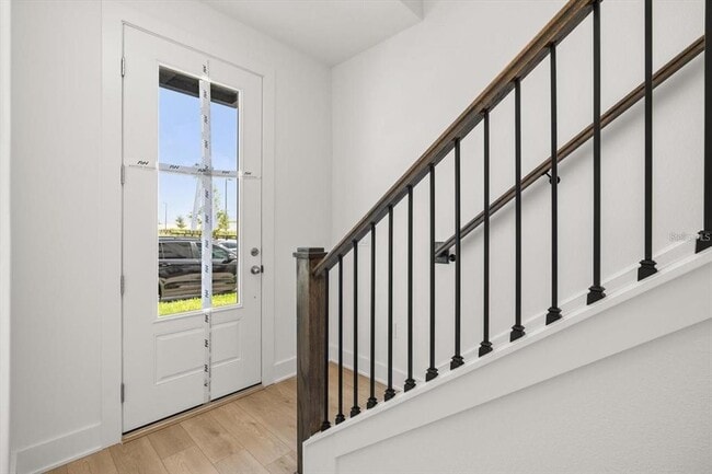 Photo - 15489 Hamlin Pk Dr