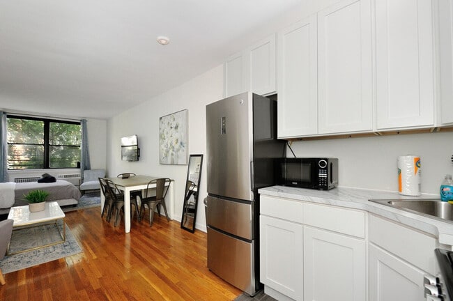 Photo - 442 E 78th St Unidad SI ID1323914P