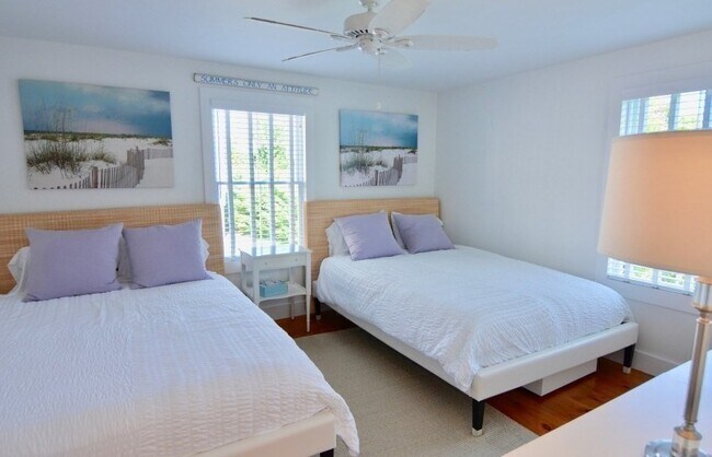 Photo - 10 Brant Point Road