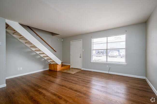 #39 - 2BR, 1BA - 840SF